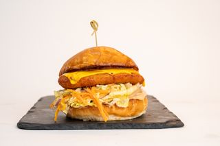 Фюжън пилешки Бургер