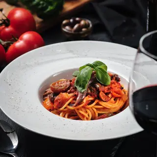 Spaghetti Alla Putanesca