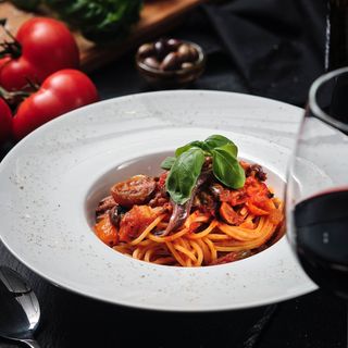 Spaghetti Alla Putanesca