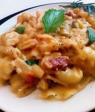 Pasta e patate con provola