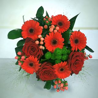 Bukiet w tonacji czerwonej
