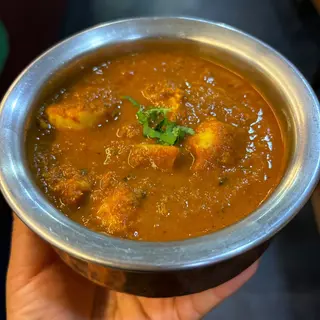 42. Chicken balti