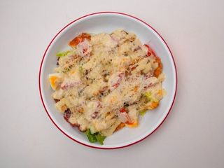 Салат Цезар.