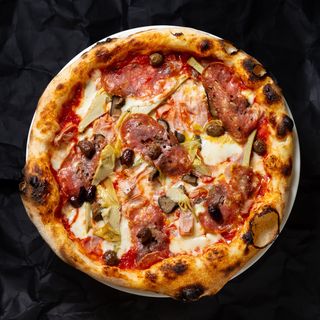 Pizza capricciosa a nuestro estilo