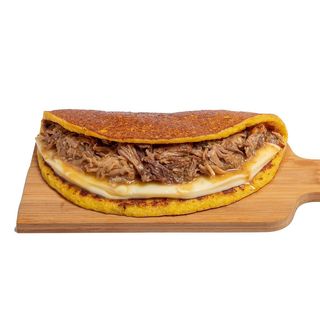 Cachapa Mixta de Pernil Horneado