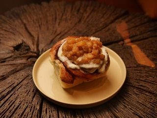 Сінабон яблучно-вершковий