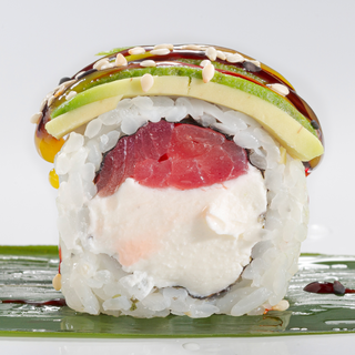 Філадельфія авокадо (240г\320г)