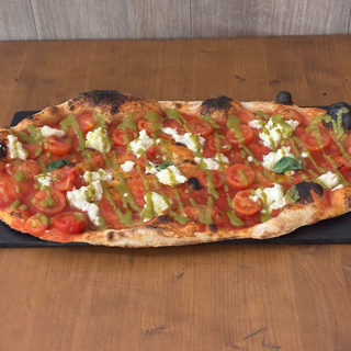 Pinsa romana rossa bufalina