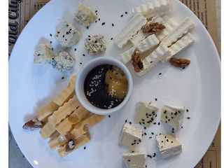 Тареля сирна 240г