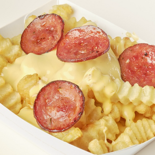  PEPPERONI CHEESY FRIES 