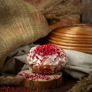 Pączek z marmoladą