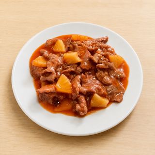 67. Ternera con Piña
