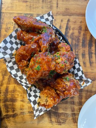 Alitas búfalo picantes (7 uds.)