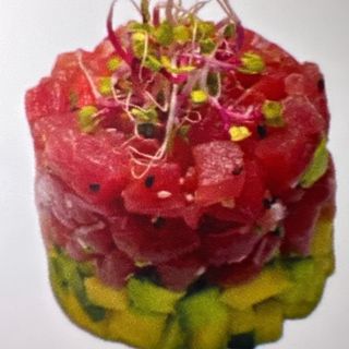 555 Tartare tonno piccante 
