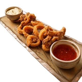 Хрупкави калмари със сос Айоли