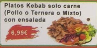Plato Kebab Con Ensalada