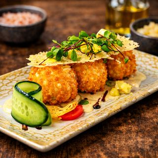 ARANCINI CU SPANAC SI BRANZETURI