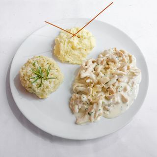 Émincé de Poulet Sauce Fromage
