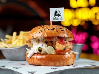 Бургер фіш енд чіпс та картопля фрі (400/65g)