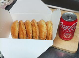 Empanadas (6 Uds.) + Bebida