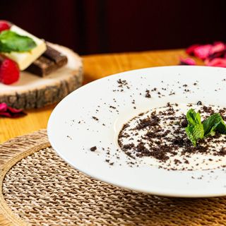 yogurt griego con arena de oreo