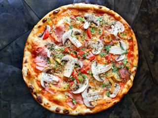 Pizza Capriciosa Ø32cm