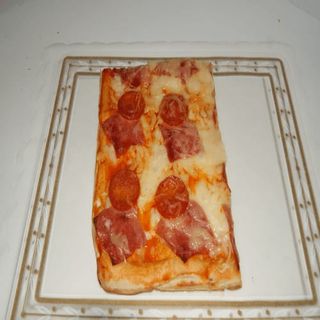 Pizza De Jamón York Y Pepperoni (28 Cm