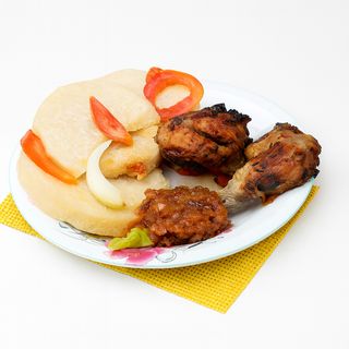 Igname Bouillie & Poulet Frit