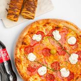 Srednja SLAVONSKA pizza + Coca-Cola 0.5l + 2x palačinke Nutella