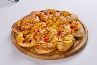 Піца HUT з копченою куркою (750г)