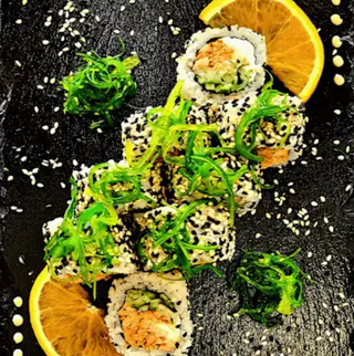 California pieczony łosoś