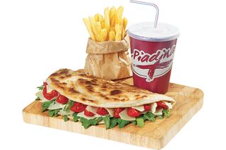 Menu piadina con patatine e bibita