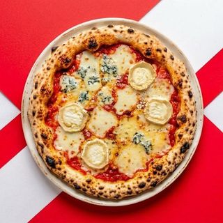 PIZZA 4 QUESOS MEDIANA