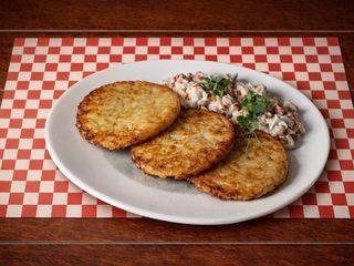Драники з грибним соусом