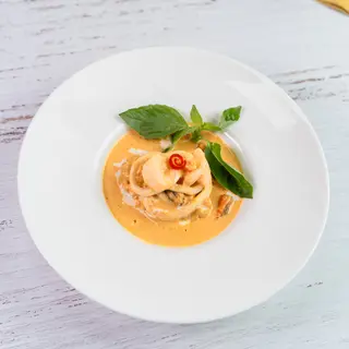 Curry cu fructe de mare