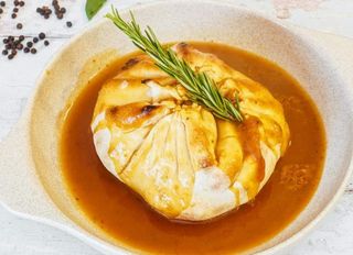 Francesinha em Massa de Pizza