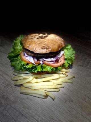 Бургер с пилешко месо