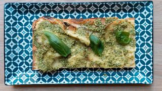 Sfoglia di patate e pesto alla genovese