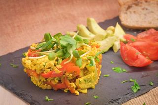 Mic dejun cu tofu (tofleta)