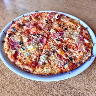 Pizza Funghi E Prosciutto