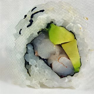 Uramaki amaebi roll 8pz