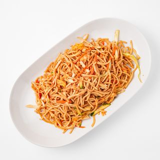 Domaći rezanci s piletinom