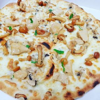 Porcini e salsiccia in teglia