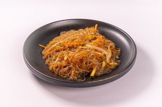 Spaghetti di soia con verdure