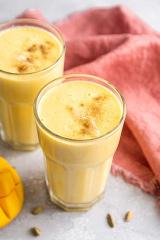 Mango lassi