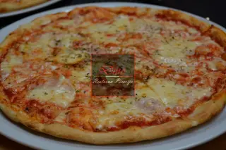 Pizza Prosciutto