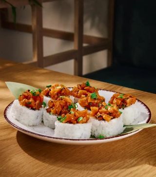 URAMAK KREWETKA TEMPURA Z TATAREM ŁOSOSIA