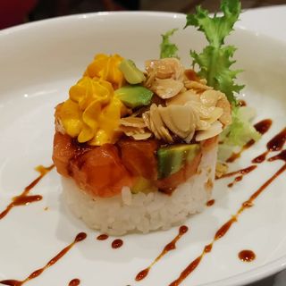 25 Tartare di salmone