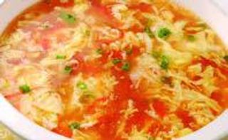 Zuppa di uova con pomodoro