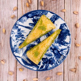 Баклава с шамфъстък хавуч (250г)